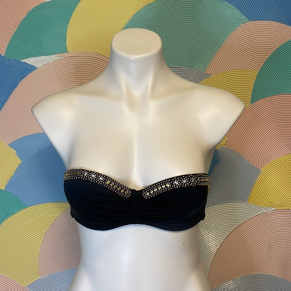 Victoria secret swim suit top 32 C